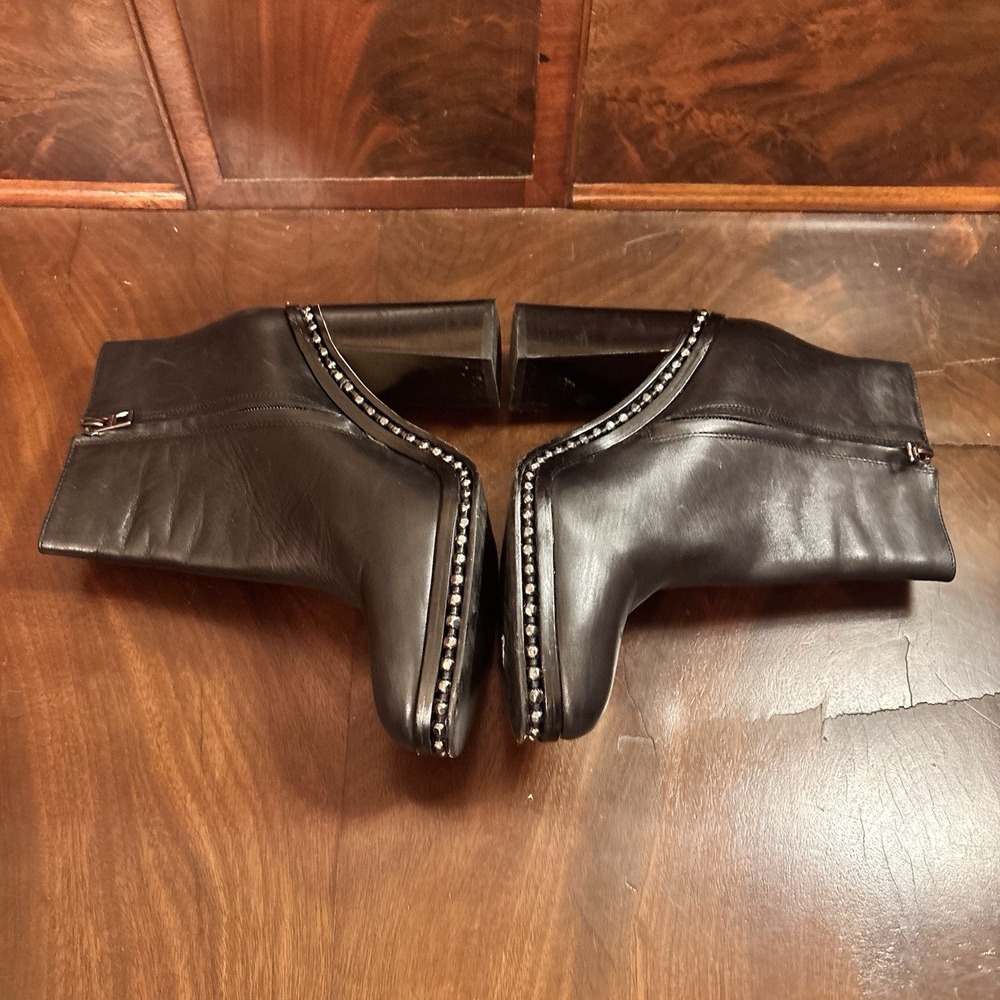 Coach Justina Bootie Black Leather Moto Ankle Boots 9.5B 3.5" Heel Studded Sole - Picture 7 of 9